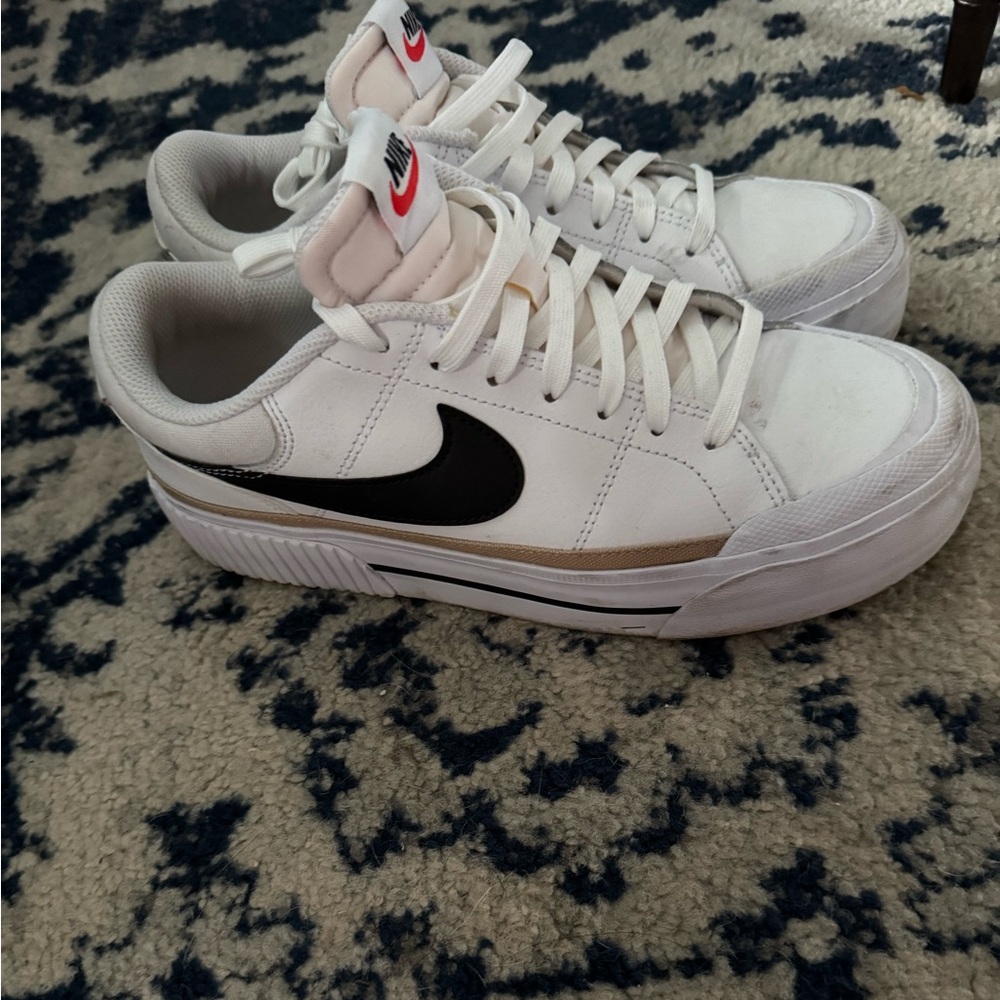 Women’s Platform Nike Sneakers